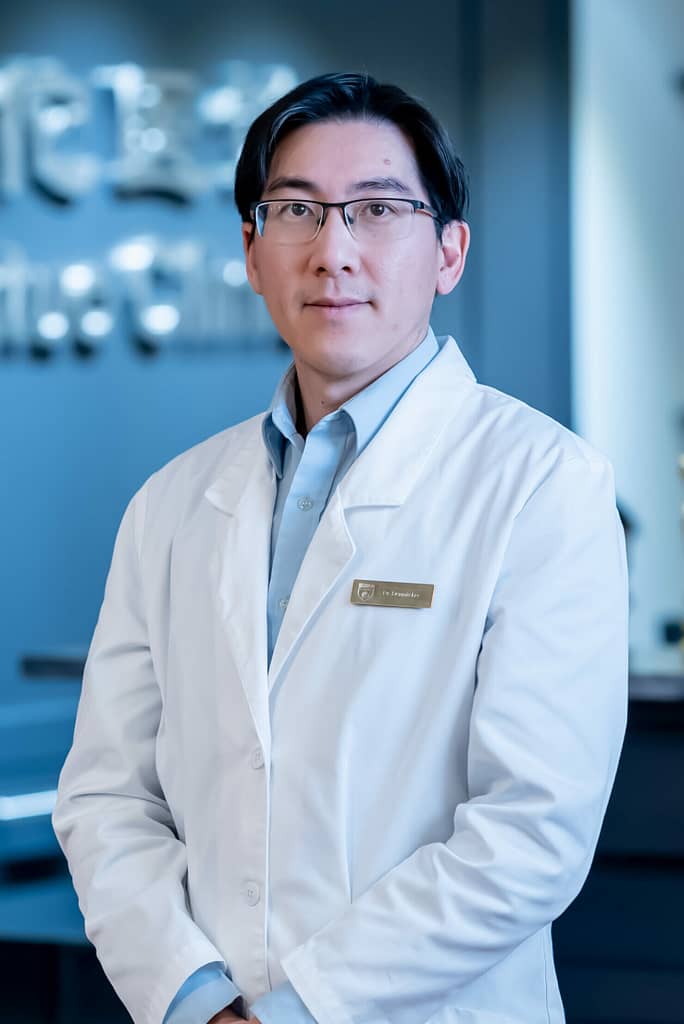 Dr. Dennis Lee